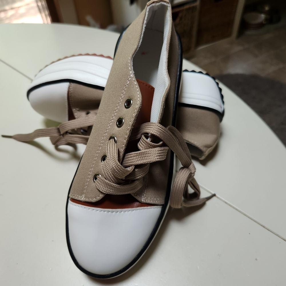 Thorne & Ivy Tan And White Platform Shoes! Size 8
